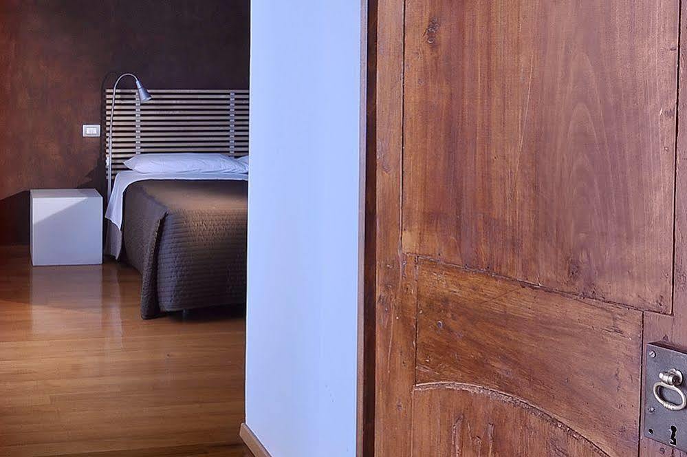 B&B Terres D'Aventure Suites Турин Экстерьер фото